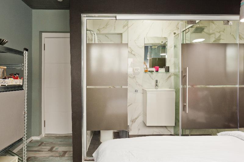 Beach Boutique Hotel And Spa By Tlv Hotels Hotel Tel Aviv